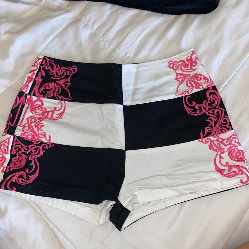 Worn a few times. Great condition